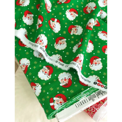 Vải giáng sinh ông già noel nền xanh lá Winking Santas CM9639-GREEN-D - Hình ảnh 6